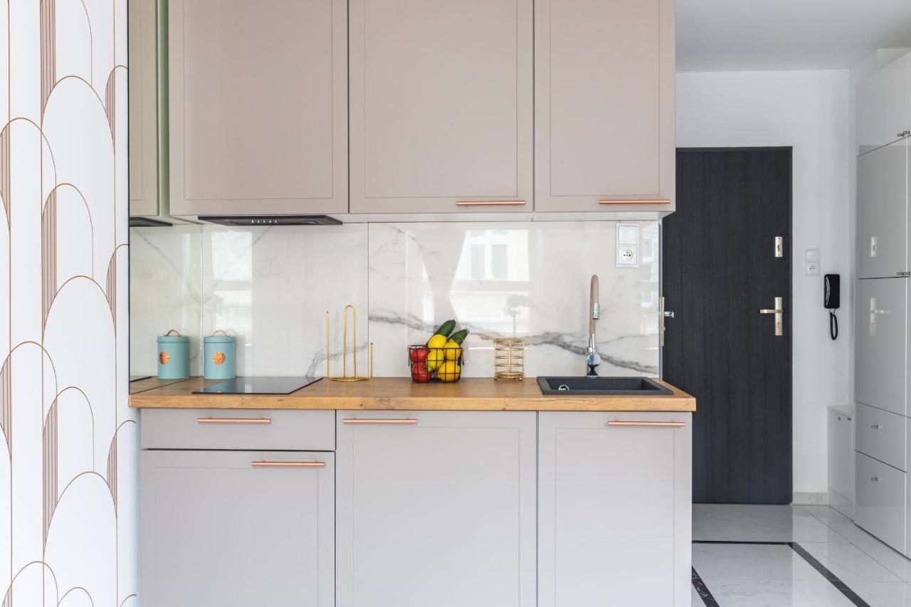 Moveen! Wynajem Apartamentow We Wroclawiu! 10 Minut Od Centrum Exterior foto